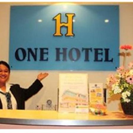 One Hotel Sadong Jaya Kota Kinabalu Exterior foto